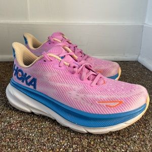 Women’s Hoka Clifton 9